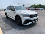Used 2023 Volkswagen Tiguan SE R-Line image 3