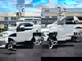 Used 2017 Land Rover Discovery Sport HSE image 2