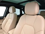 Certified 2025 Porsche Macan image 5