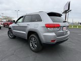 Used 2018 Jeep Grand Cherokee Limited image 6