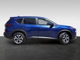 Used 2023 Nissan Rogue SV image 4