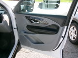 Used 2024 GMC Terrain SLT image 5