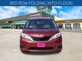 Used 2014 Toyota Sienna LE image 2