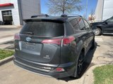 Used 2018 Toyota RAV4 SE image 4