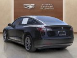 Used 2022 Tesla Model 3 Standard Range image 3