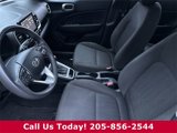Used 2021 Hyundai Venue SE image 5