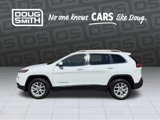 Used 2016 Jeep Cherokee Latitude w/ Cold Weather Group image 2