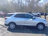 Used 2022 Chevrolet Equinox LT image 2