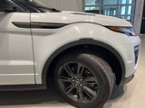 Used 2018 Land Rover Range Rover Evoque SE Premium image 4