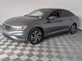 Used 2021 Volkswagen Jetta SEL Premium image 4