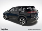 Used 2023 Nissan Rogue SV image 3