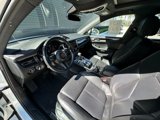 Certified 2022 Porsche Macan image 4