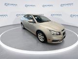 Used 2016 Chevrolet Cruze LT image 2