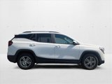 Used 2022 GMC Terrain SLE w/ Driver Convenience Package image 6