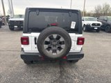 Used 2018 Jeep Wrangler Unlimited Sahara image 5