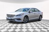Used 2015 Hyundai Sonata SE image 2