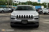 Used 2017 Jeep Cherokee Sport image 2