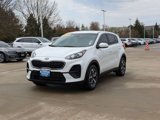 Used 2020 Kia Sportage LX image 2
