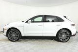 Used 2025 Porsche Macan image 2