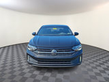 Used 2022 Volkswagen Jetta Sport image 2