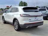 Used 2020 Lincoln Nautilus FWD w/ Equipment Group 101A image 2