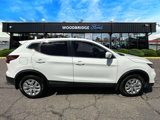 Used 2020 Nissan Rogue Sport S image 3