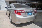 Used 2014 Toyota Camry Hybrid image 3