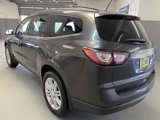 Used 2015 Chevrolet Traverse LT w/ Style and Technology Package image 4