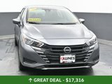 Used 2023 Nissan Versa SV image 3