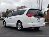 Used 2023 Chrysler Voyager LX image 3