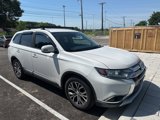 Used 2017 Mitsubishi Outlander SE image 2