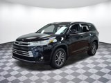 Used 2017 Toyota Highlander XLE image 2