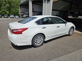 Used 2016 Nissan Altima 2.5 S w/ Power Driver Seat Package image 3