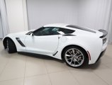 Used 2016 Chevrolet Corvette Z06 w/ 3LZ Preferred Equipment Group image 3