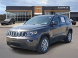Used 2021 Jeep Grand Cherokee Laredo w/ Security & Convenience Group image 2