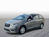 Used 2022 Chrysler Pacifica Touring-L image 2