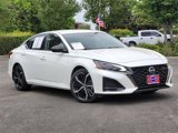 Used 2023 Nissan Altima 2.5 SR image 2