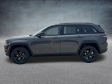New 2025 Jeep Grand Cherokee Laredo image 3