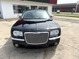 Used 2005 Chrysler 300 C w/ Protection Group II image 2
