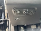 Used 2022 GMC Terrain SLT w/ Elevation Edition image 5