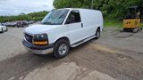 Used 2022 GMC Savana 2500 w/ Driver Convenience Package image 2