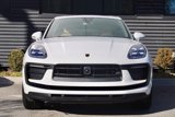 Certified 2024 Porsche Macan image 2