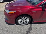 Used 2020 Toyota Camry XLE image 3