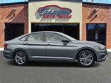 Used 2019 Volkswagen Jetta R-Line image 2