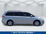 Used 2014 Toyota Sienna LE image 3
