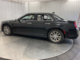 Used 2018 Chrysler 300 Limited image 3