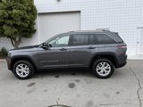 Used 2023 Jeep Grand Cherokee Limited image 3