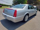 Used 2011 Cadillac DTS Premium image 5
