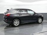 Used 2019 Chevrolet Equinox LT image 2