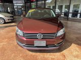 Used 2014 Volkswagen Passat 1.8T S image 2